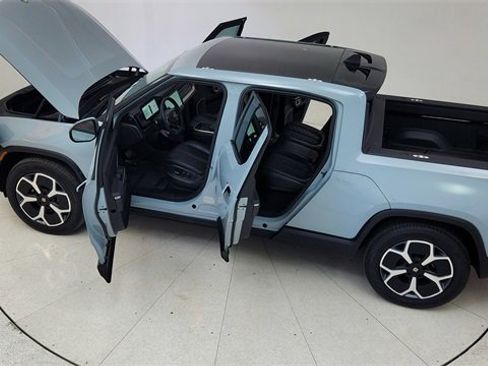 Used 2024 Rivian R1T Adventure image 87
