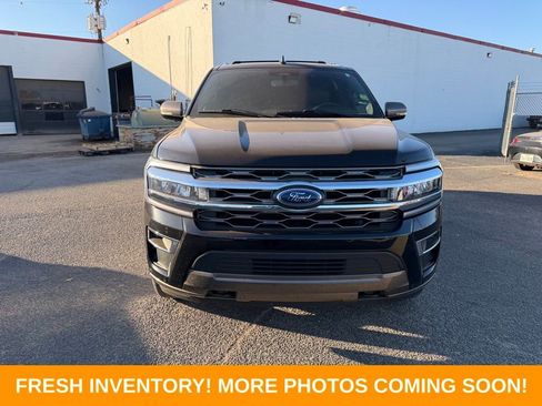 Used 2022 Ford Expedition Max King Ranch image 2