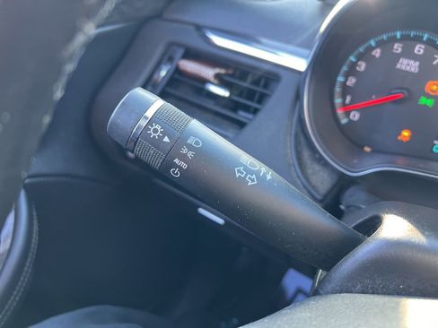 Used 2015 Chevrolet Impala LTZ image 14