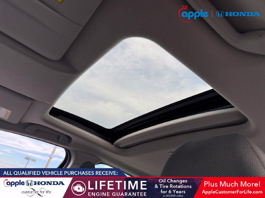 Used 2016 Honda Fit EX image 18