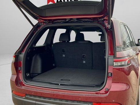 New 2025 Jeep Grand Cherokee Altitude RWD image 26