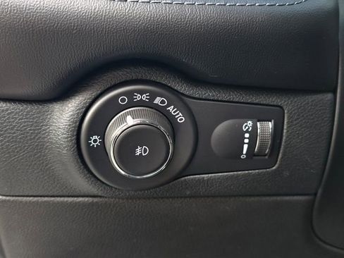 Certified 2021 Dodge Durango SXT image 14