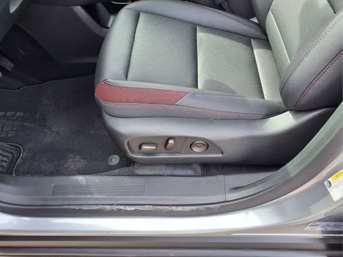 New 2026 Chevrolet Equinox RS w/ Safety and Technology Package FWD image 22