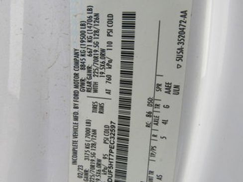Used 2023 Ford F550 4x4 Regular Cab Super Duty image 21