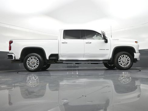 Used 2022 Chevrolet Silverado 2500 High Country AWD/4WD image 30