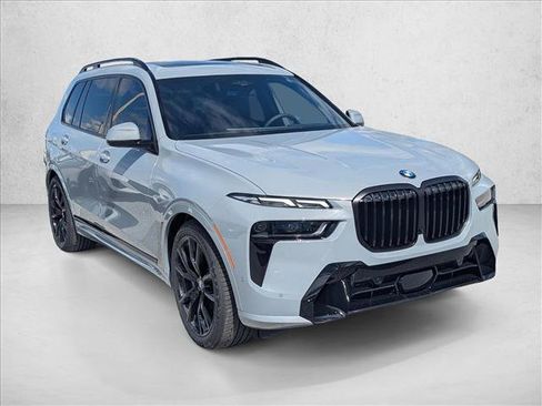 New 2026 BMW X7 xDrive40i image 6