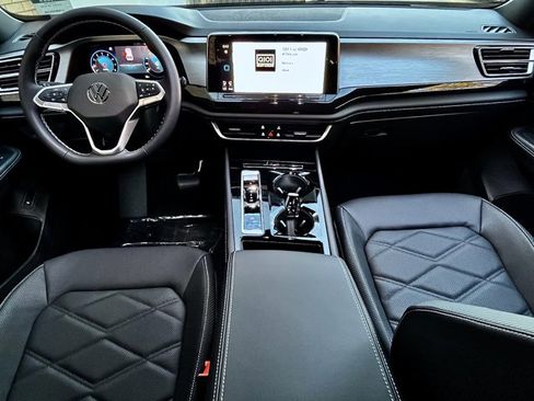 New 2026 Volkswagen Atlas Cross Sport SE image 11