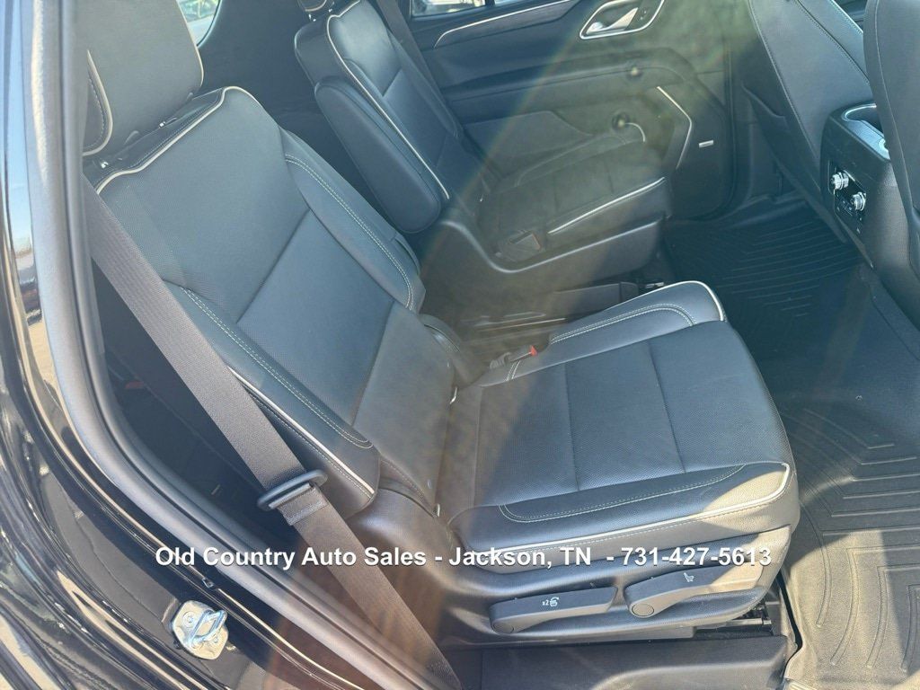 Used 2022 GMC Yukon SLT w/ SLT Luxury Package RWD image 27