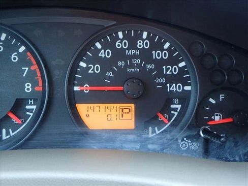 Used 2013 Nissan Frontier SV w/ SV Value Truck Pkg image 22