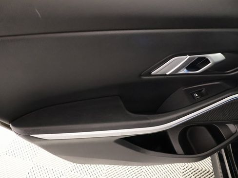 Used 2023 BMW 330i xDrive Sedan w/ Premium Package image 19