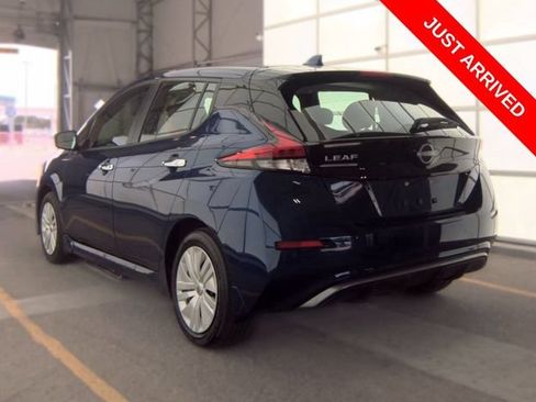 Used 2025 Nissan Leaf S FWD image 4