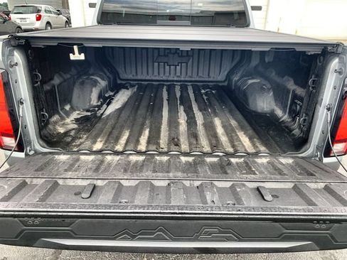 Certified 2023 Chevrolet Colorado Z71 w/ Z71 Convenience Package 2 AWD/4WD image 25