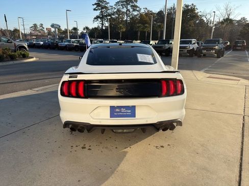 Certified 2019 Ford Mustang GT w/ Equipment Group 301A image 6