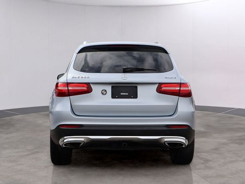 Used 2018 Mercedes-Benz GLC 300 4MATIC image 6