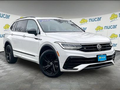 Used 2023 Volkswagen Tiguan SE R-Line