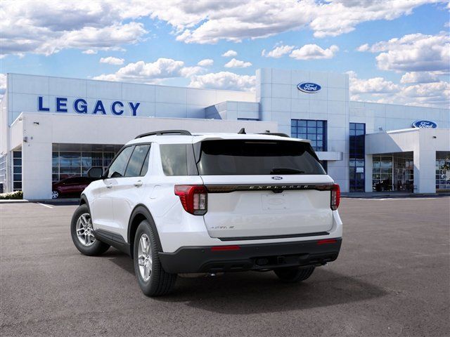 New 2027 Ford Explorer Active RWD image 8