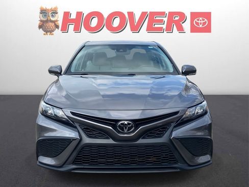 Used 2023 Toyota Camry SE image 7