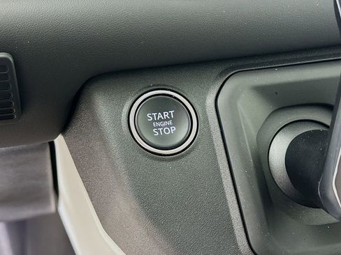 Used 2025 Land Rover Defender 110 S AWD/4WD image 26
