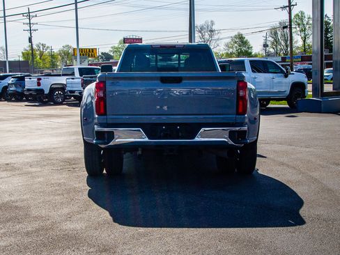Used 2024 Chevrolet Silverado 3500 LT w/ Safety Package AWD/4WD image 6