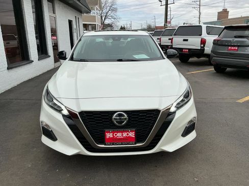 Used 2021 Nissan Altima 2.5 SR w/ SR Premium Package image 8