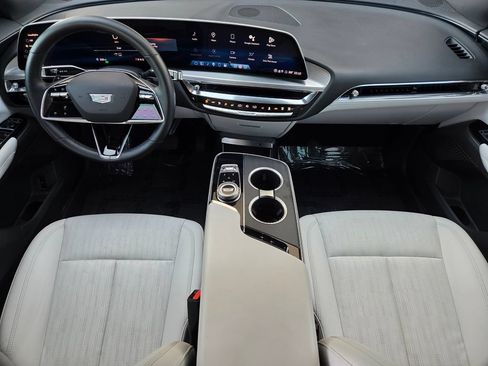Used 2024 Cadillac Lyriq Luxury RWD image 15