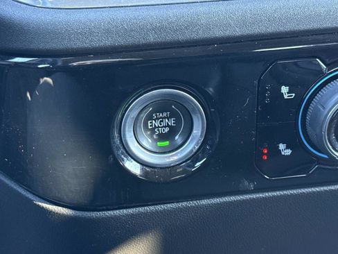 Used 2023 Chevrolet Silverado 1500 LT image 12