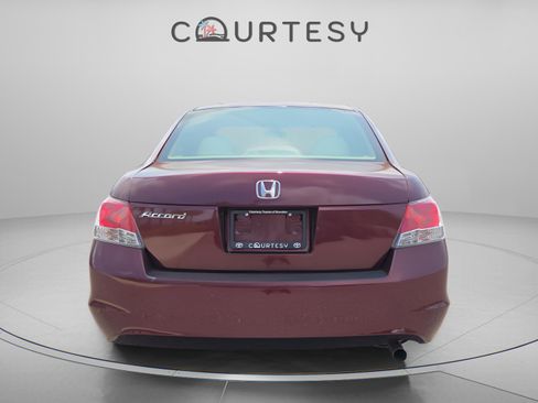 Used 2010 Honda Accord LX image 4