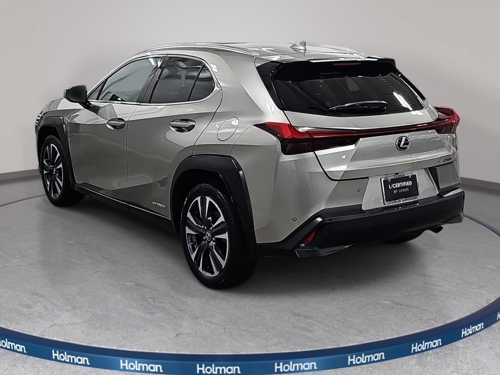 Used 2022 Lexus UX 250h w/ Accessory Package (Z2) AWD/4WD image 7
