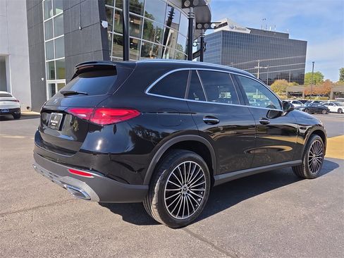 Certified 2025 Mercedes-Benz GLC 300 GLC 300 image 5