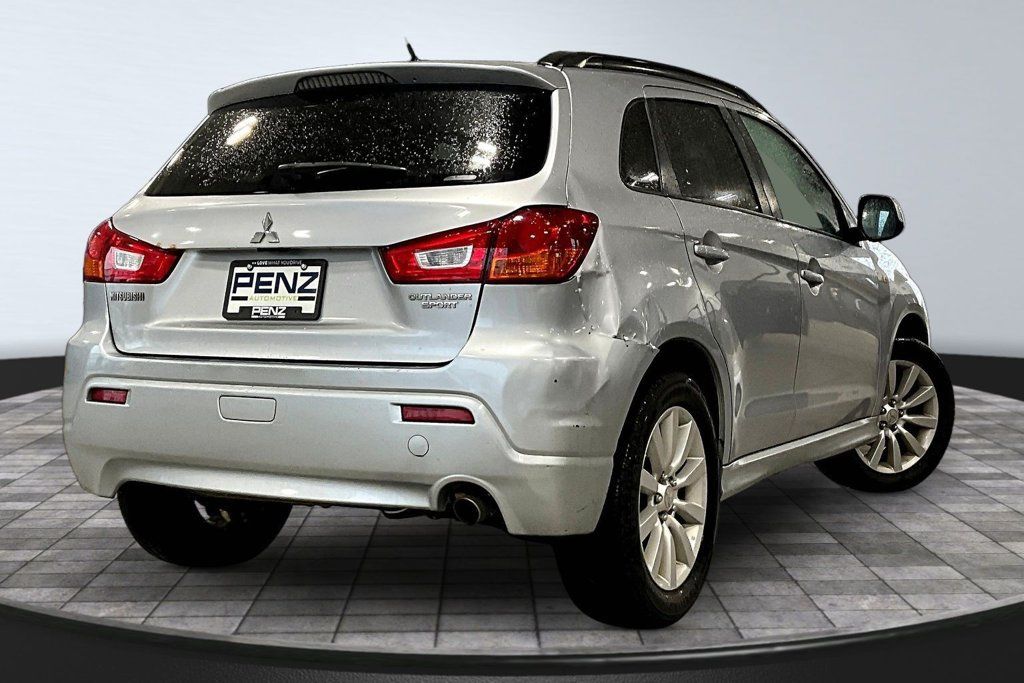 Used 2011 Mitsubishi Outlander Sport SE AWD/4WD image 6