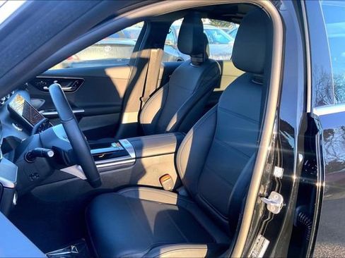 Used 2025 Mercedes-Benz C 300 4MATIC Sedan image 6