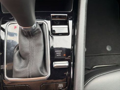 New 2026 Jeep Compass Latitude image 9