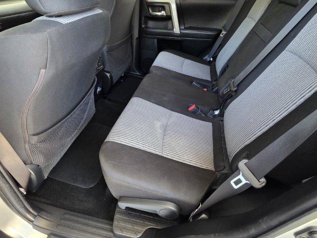 Certified 2022 Toyota 4Runner SR5 AWD/4WD image 9