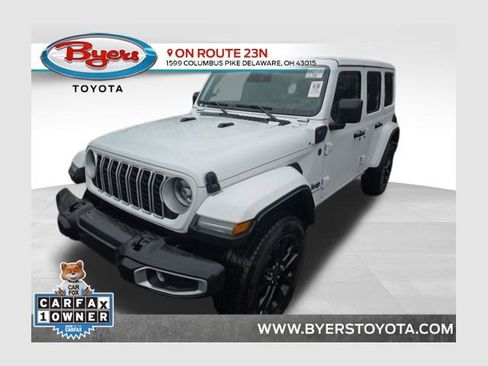 Used 2025 Jeep Wrangler Unlimited Sahara w/ Safety Group image 1