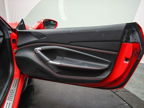 Used 2021 Ferrari F8 Tributo image 49