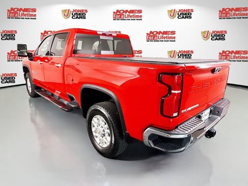 Used 2024 Chevrolet Silverado 3500 LTZ w/ LTZ Convenience Package AWD/4WD image 2