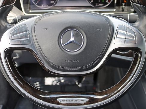 Used 2015 Mercedes-Benz S 550 4MATIC Sedan image 18
