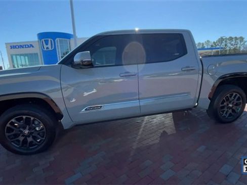 Used 2025 Toyota Tundra Platinum image 6