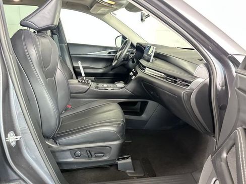 Used 2023 INFINITI QX60 Luxe image 28