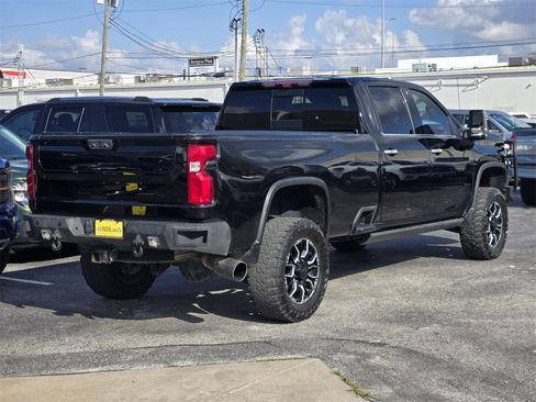 Used 2022 Chevrolet Silverado 3500 High Country image 5