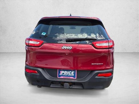 Used 2014 Jeep Cherokee Sport w/ Trailer Tow Group FWD image 5