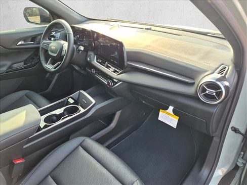 Used 2025 Chevrolet Equinox LT w/ Convenience Package II FWD image 22