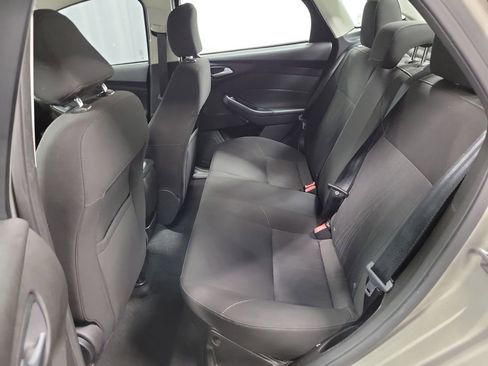 Used 2016 Ford Focus SE image 24