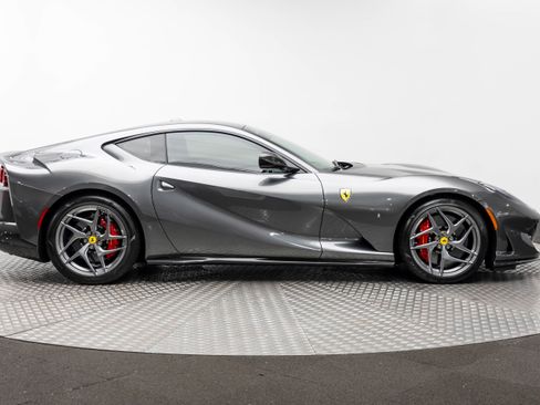 Certified 2019 Ferrari 812 Superfast image 9