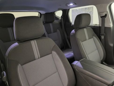 Used 2025 Chevrolet Blazer LT AWD/4WD image 36