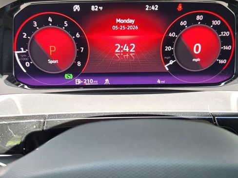 New 2026 Volkswagen Atlas Peak Edition AWD/4WD image 14