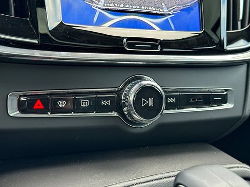 Used 2025 Volvo S90 B6 Plus w/ Protection Package Premier AWD/4WD image 23