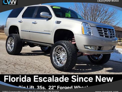 Used 2009 Cadillac Escalade AWD image 1