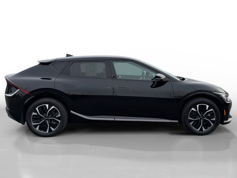 Used 2024 Kia EV6 Wind w/ Wind Technology Package image 6