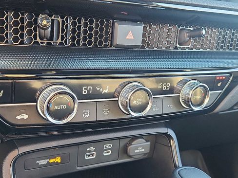 Used 2023 Honda CR-V Sport Touring image 16